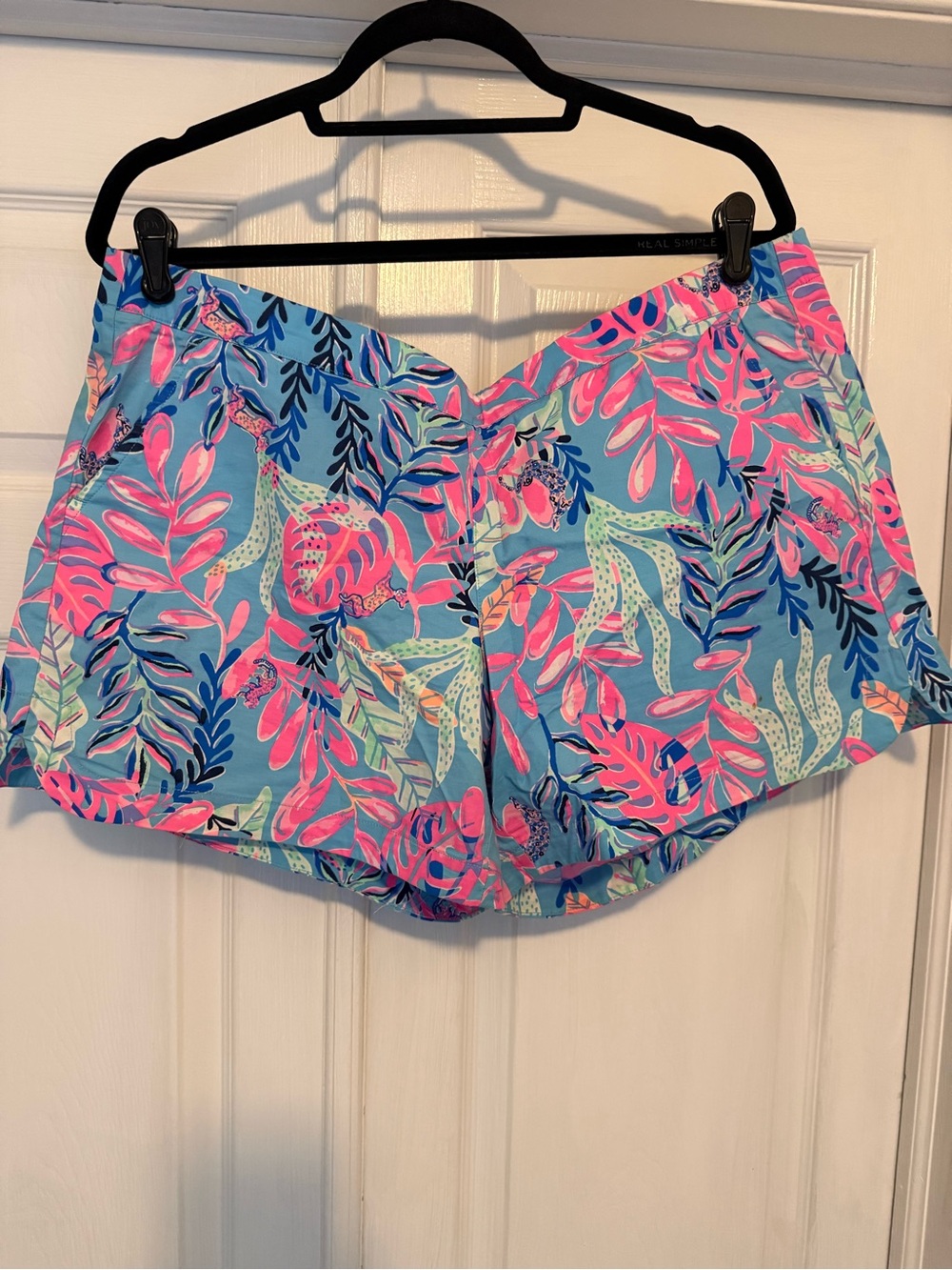 Lilly Pulitzer Oceanview Print Pull-on Shorts in Pink & Blue